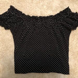 cute black and white polka dotted shirt!